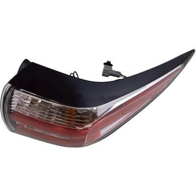 2015-2018 Nissan Murano Right Outer Tail Light Assembly - DIY Solutions