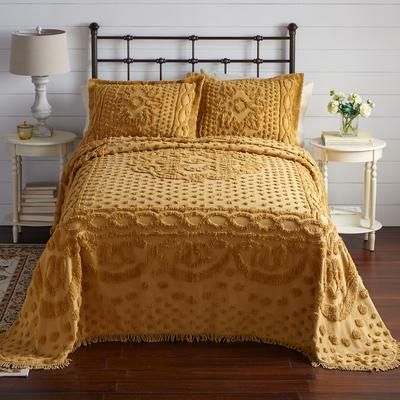 100% Cotton Georgia Chenille Bedspread by BrylaneHome in Gold (Size KING)