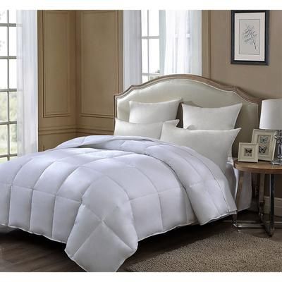 Down Comforter by JLJ in White (Size TWIN)