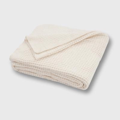 Shiny Waffle Chenille Knit Throw by Evergrace Home in White (Size 60" X 50")