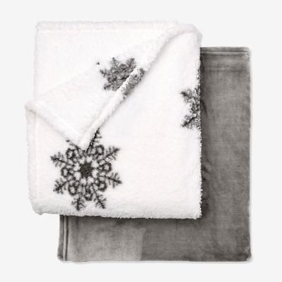 Fleece Blanket + Free Throw by BrylaneHome in Charcoal Snowflake (Size KING)