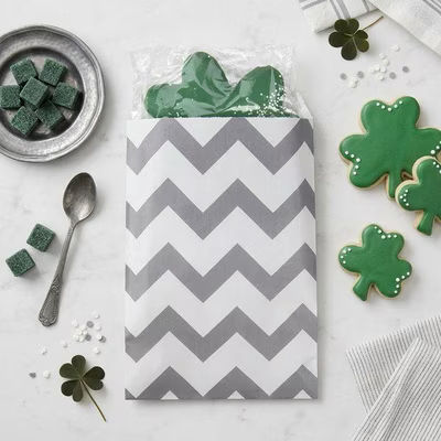 White Paper with Gray Chevron Treat Bags 100 Pack 5" x 8"