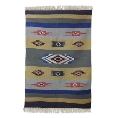 Wool dhurrie rug, 'Symphony of Dawn' (4x6)