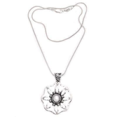 Moon Ray Garden,'Cultured Pearl and Sterling Silver Flower Pendant Necklace'