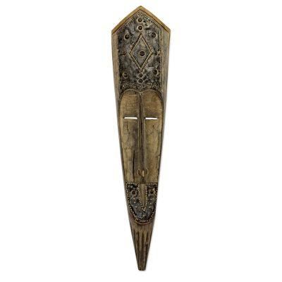Akan wood mask, 'King of Success'