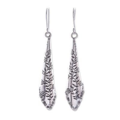 Dewy Garden,'Floral Pattern Karen Silver Dangle Earrings from Thailand'