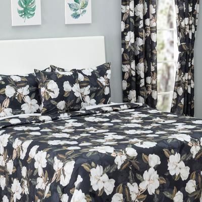 Magnolia Comforter Set by Ellis Curtains in Black (Size QUEEN)