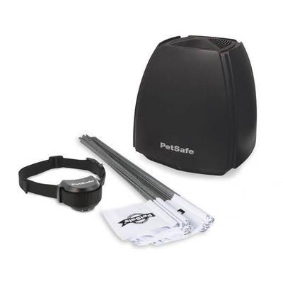 Stay & Play Wireless Fence With Replaceable Battery Collar