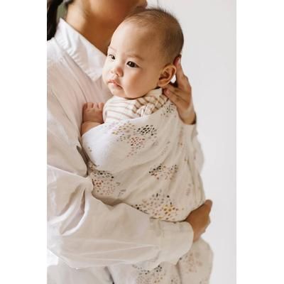 Petit Pehr Organic Swaddle - Flower Patch