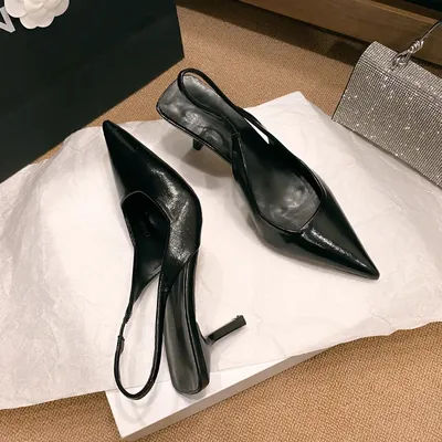 Nouvelles chaussures à talons hauts mode sans lacet femmes talons hauts pompes été solide bureau et carrière Sexy bout pointu sandales à talons