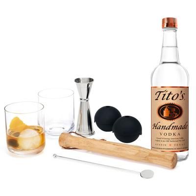 "Tito's Handmade Vodka & Muddled Cocktail Gift Set Collections - U.s."