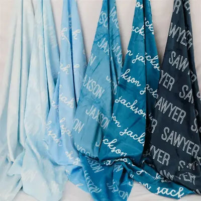 Couverture personnalisée pour enfants, bébé – 3 tailles et 30 couleurs plus, couverture de pépinière avec nom personnalisé pour nouveau-nés, enfants, cadeau d'emmaillotage