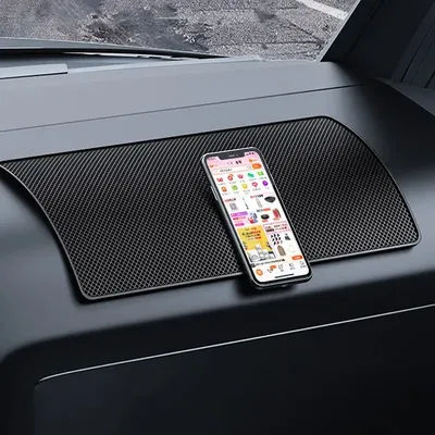 Tappetino in PVC antiscivolo appiccicoso per cruscotto dell'auto tappetino in Gel appiccicoso antiscivolo per iPhone 15 14 13 12 11 supporto per occhiali da sole per telefono Samsung