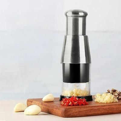 Trita aglio pressato, spremiaglio manuale multifunzionale, affettatrice per verdure, utensile da cucina in acciaio inossidabile, schiaccia aglio portatile, facile aiuto in cucina per uso domestico.