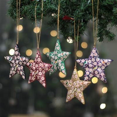 'Hand-Painted 5-Piece Star-Shaped Papier Mache Ornament Set'