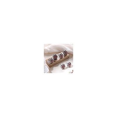 'Floral Red and White 6-Piece Ceramic Knob Set from India'