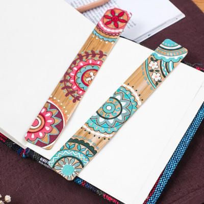 'Mandala-Inspired 2-Piece Pink and Green Wood Bookmark Set'