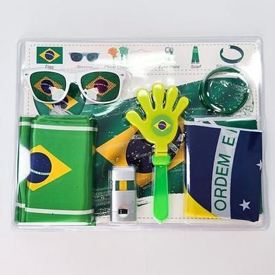 Set di 6 accessori per tifosi della Coppa del Mondo di calcio estiva: bandiera, occhiali da tifoso, ciak, pittura per il viso, oggetti di scena per i tifosi di calcio per la festa del giorno della