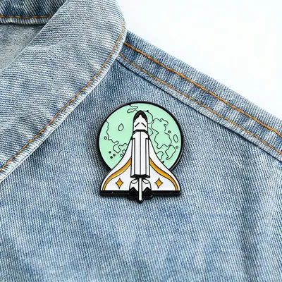 Game Peripheral Rocket Ship Enamel Brooch Cartoon Funny Metal Badge Lapel Pin Cosplay Jewelry Accessories Fan Collection Gifts