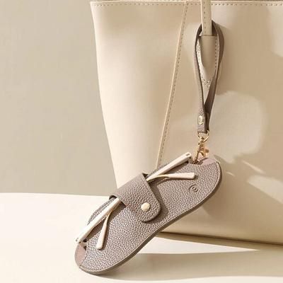 Custodia per occhiali da sole in morbida pelle PU, astuccio portatile per occhiali con chiusura a fibbia, porta occhiali con texture a litchi per occhiali da lettura, montature per miopia, protezione