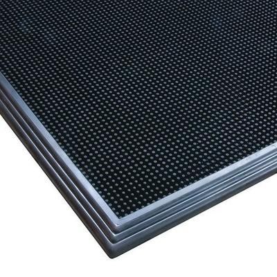 Tapis Désinfectant Noir 600x800x19mm - Notrax