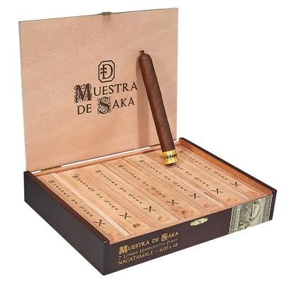 Muestra de Saka Nacatamale - Box of 7