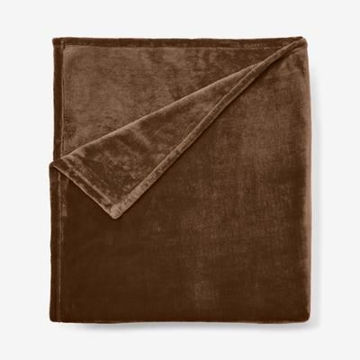 BH Studio Microfleece Blanket by BH Studio in Chocolate (Size FL/QUE)