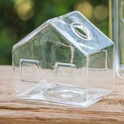 Crystal Home,'Handcrafted House-Shaped Glass Decorative Vase (Small)'