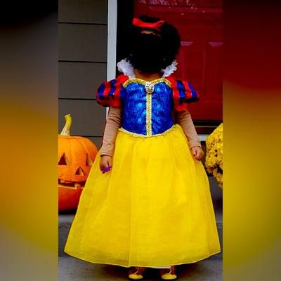 Disney Costumes | Girls Disney Store Snow White Dress Size 5/6 | Color: White | Size: 5/6