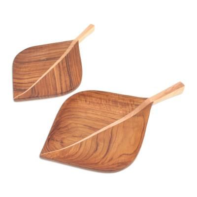 Leafy Ambrosia,'Set of 2 Leafy Natural Brown Teak Wood Appetizer Plates'