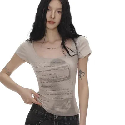 2024 Summer Women Retro Sweet Spicy Skinny Tops Lady Bean Green Casual T-Shirts Girls Letter Portrait Print Short Sleeve Clothes