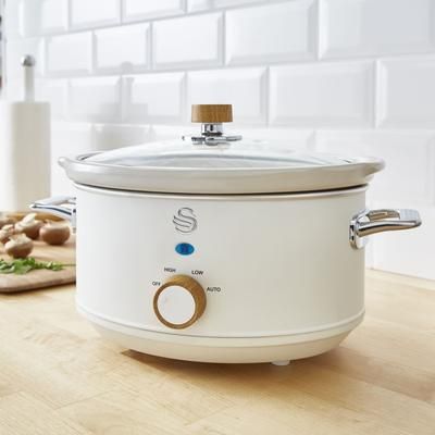 Swan 3.5L Nordic Slow Cooker - White by Salton® in White