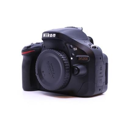 Used Nikon D5200