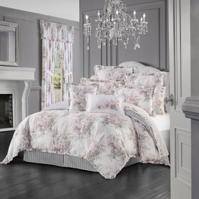 Estelle Blush 4 Piece Comforter Set by Royal Court in Blush (Size QUEEN)
