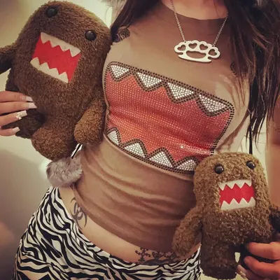 2025 été nouvelles femmes Y2K fille rétro chaud Fix strass Application col rond haut T-shirt drôle Vintage Tama Jun haut