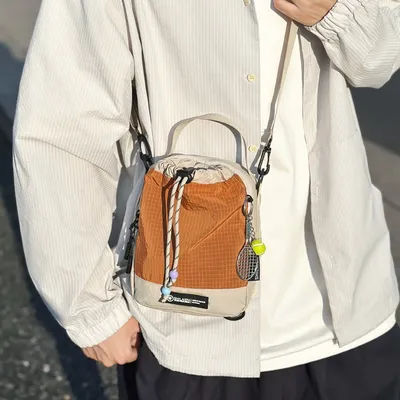 Fashionable Commuter Crossbody Bag Mobile Phone Bag Lightweight Multi-Functional Chest Bag Large Capacity Water Cup Waterproof Shoulder Bag Water Bottle Bag Outdoor Sports Hiking