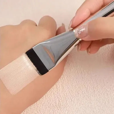 1 pc Straight line foundation makeup brush ultra-thin non marking concealer brush flat head non powder soft hair beauty tool