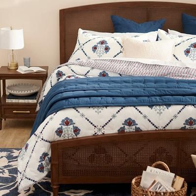 Handcrafted Trellis Cotton Quilt - Full Queen - Grandin Road