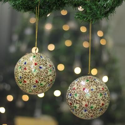 'Christmas-Themed 2-Piece Painted Papier Mache Ornament Set'