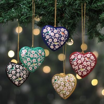 'Floral Hand-Painted 5-Piece Papier Mache Heart Ornament Set'