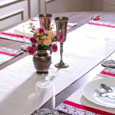 '7-Piece Floral-Themed Cotton Table Runner and Placemat Set'