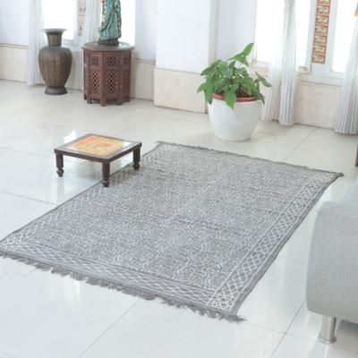 Paisley Virtuoso,'Handwoven Paisley 100% Cotton Dhurrie Rug in Grey Hues (4x6)'
