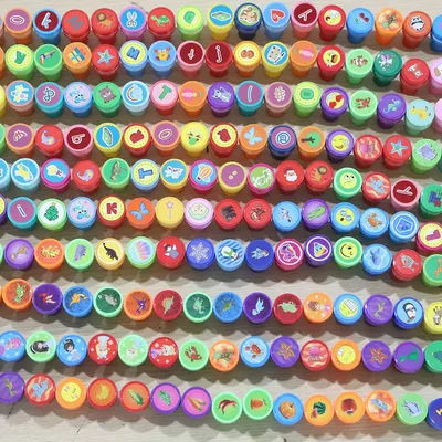 10pcs Assorted Stamps Self-ink Stamps Toy Stamps Smiley Face Seal Scrapbooking DIY Painting Photo Album Decor
