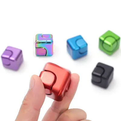 4-in-1 Metal Cube Spinner EDC Fidget Toy Desktop Decompression Flipo Flip Stress Relief Juguetes Ansiedad Gift for Adults