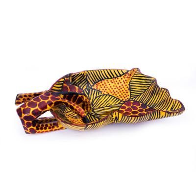 'African Map-Shaped Wood Catchall with Giraffe-Themed Handle'