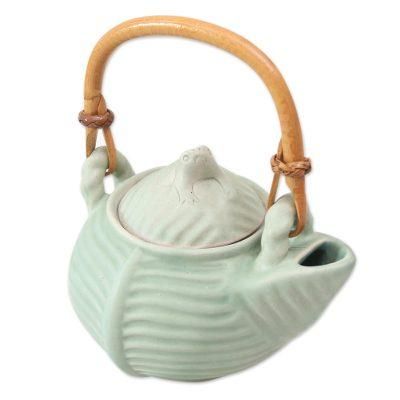Banana Frog,'Hand Crafted Green Ceramic Frog Motif Teapot from Indonesia'