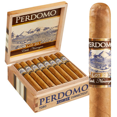 Perdomo Lot 23 Toro Connecticut - Box of 24