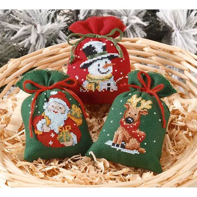 Petits sachets à broder "Noël approche", 3 pièces