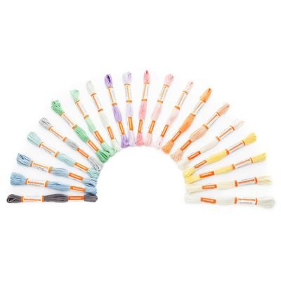 buttinette Fils à broder "tons pastel", 20 écheveaux de 8 m