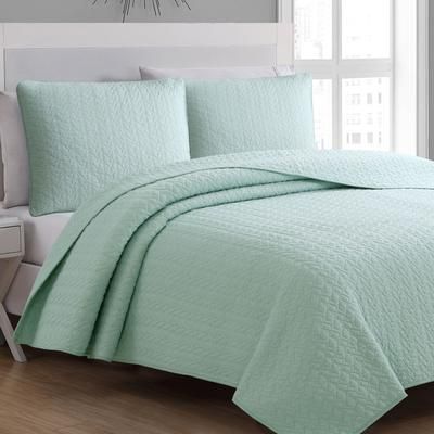 Estate Collection Tristan Quilt Set by American Home Fashion in Pale Aqua (Size KING)